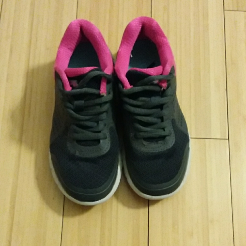 Kid's Fila sneakers